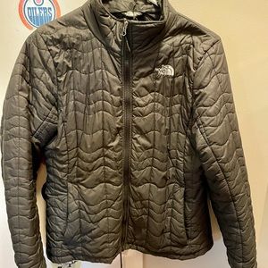 Women’s Black Lightweight The North Face Jacket